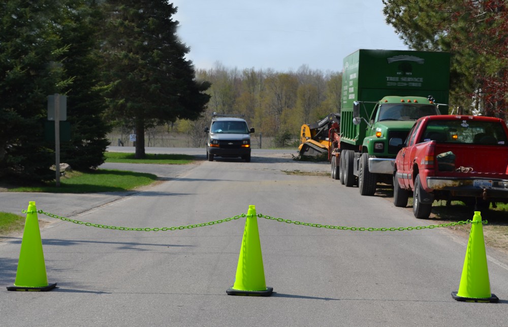 28" Traffic Cone Barricade Chain Kit Traffic Cones For Less