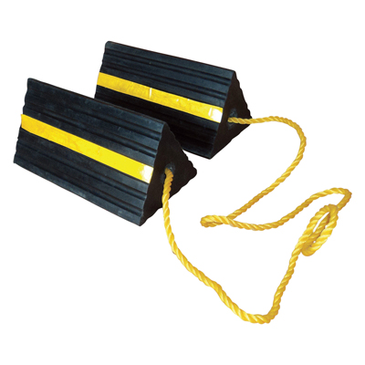 TC4L 10" Rubber Wheel Chocks with 36" Connecting Rope
