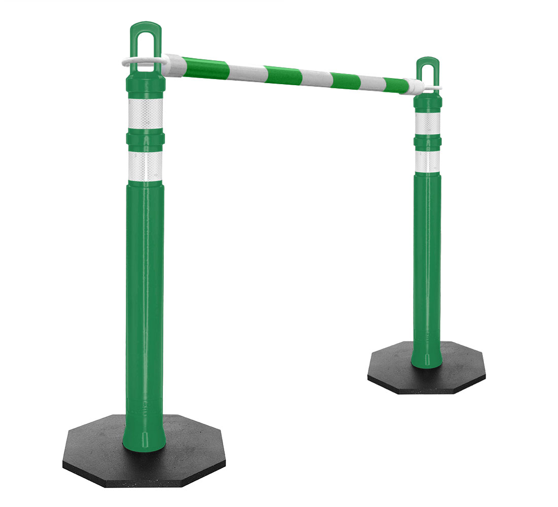 Retractable Delineator Bar Green & White